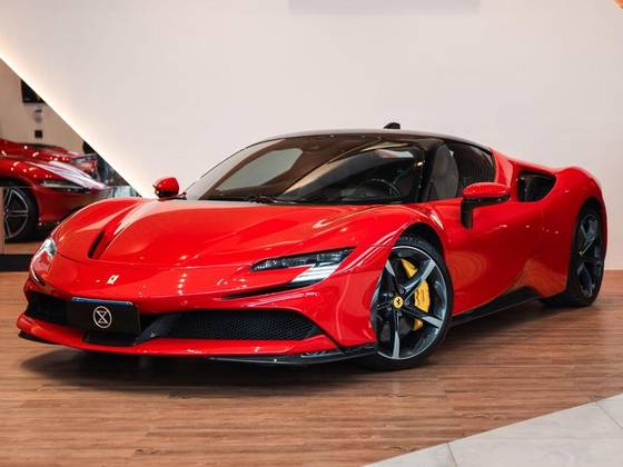 FERRARI SF90 4.0 V8 TURBO PHEV STRADALE F1-DCT FERRARI SF90 4.0 V8 TURBO PHEV STRADALE F1-DCT